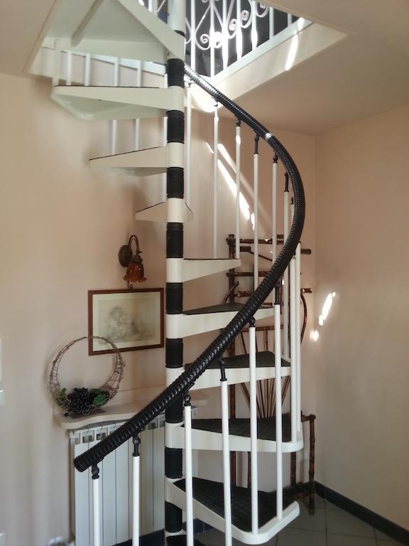 Case Vacanze Borgo Marina Imperia Room photo