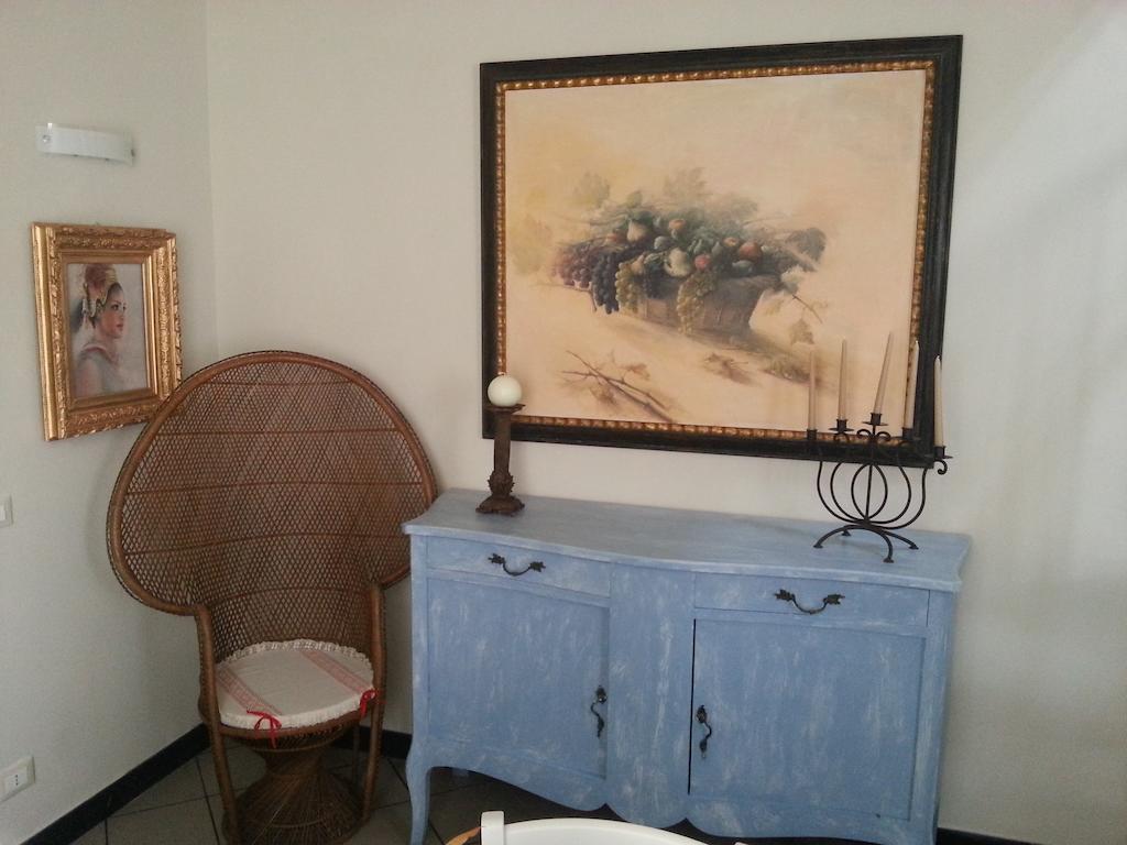 Case Vacanze Borgo Marina Imperia Room photo
